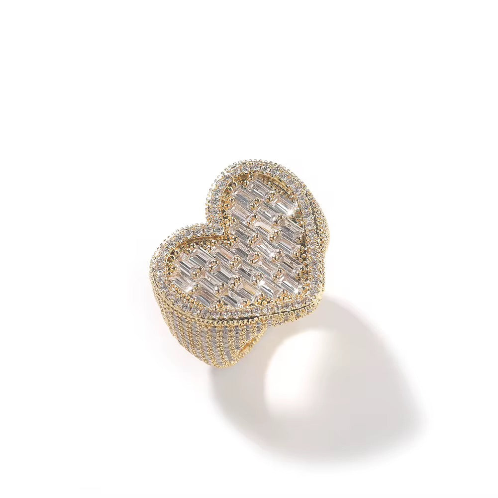 Nova Heart Ring